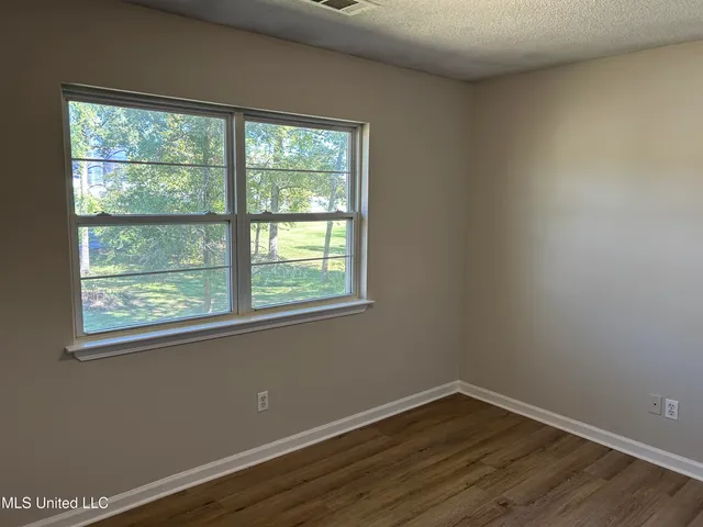 $1,095 | 6795 Blocker Street, Unit 15, Olive Branch, MS 38654