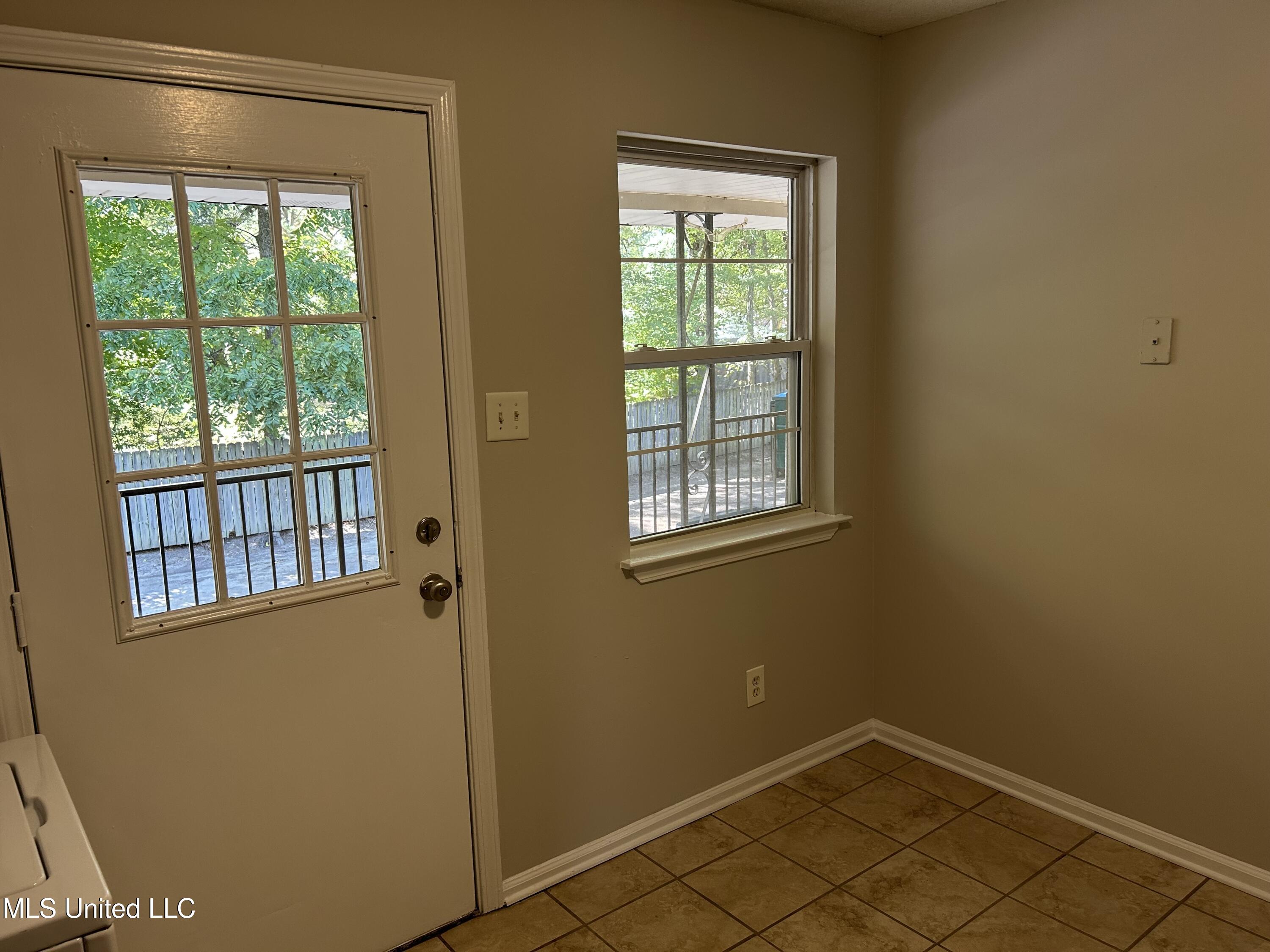 6795 Blocker Street, Unit 15 Olive Branch, MS 38654 - Photo 8 of 14 Photo Oct 15 2025, 1 45 50 PM