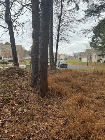 $74,900 | 2700 Edenridge Drive, High Point, NC 27265