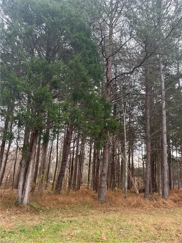 $74,900 | 2700 Edenridge Drive, High Point, NC 27265