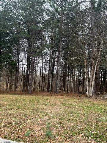 $74,900 | 2700 Edenridge Drive, High Point, NC 27265