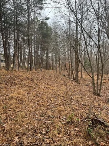 $74,900 | 2700 Edenridge Drive, High Point, NC 27265