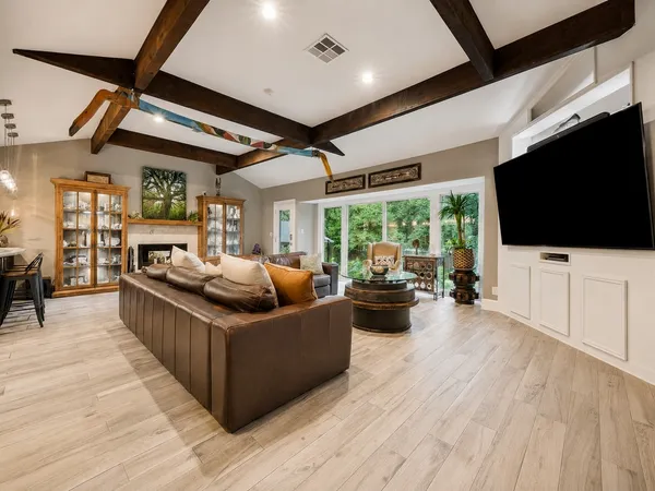 $649,000 | 5 Tree Frog Drive, Houston, TX 77074