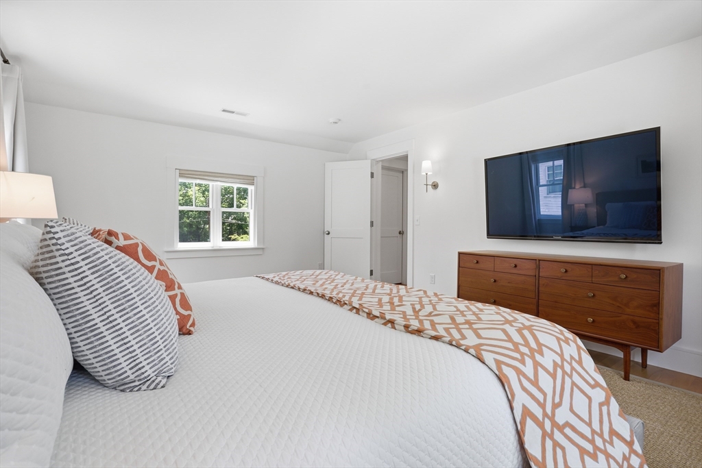 25 Stow Street Concord, MA 01742 - Photo 24 of 36
