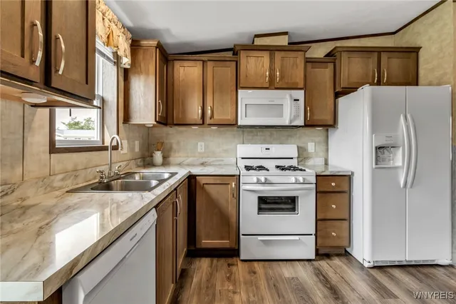 $109,900 | 4026 Seneca Parkway, Niagara, NY 14304