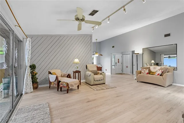 $229,000 | 9749 Maplecrest Circle, Lehigh Acres, FL 33936