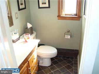 434 Kansas Road Warrington, PA 18976 - Photo 8 of 11 Gallery Image 8