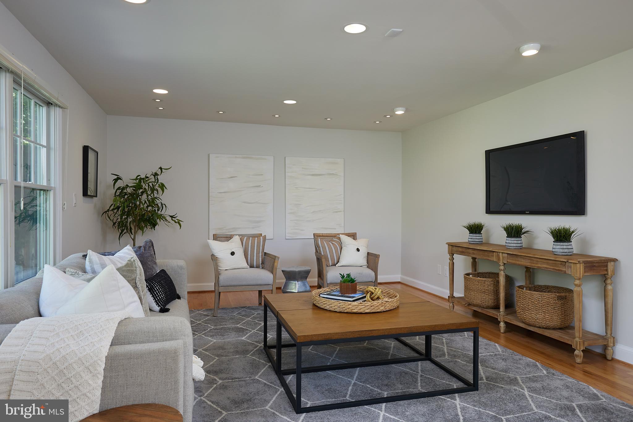 5903 Conway Road Bethesda, MD 20817 - Photo 20 of 51 Gallery Image 20