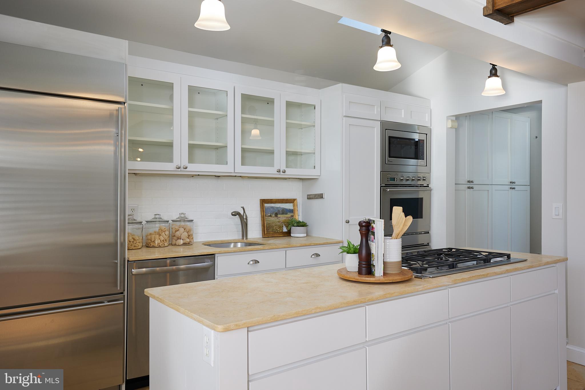 5903 Conway Road Bethesda, MD 20817 - Photo 10 of 51 Gallery Image 10