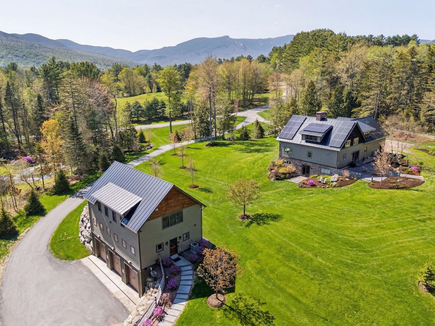 530 Houston Farm Road Stowe, VT 05672 - Photo 3 of 32