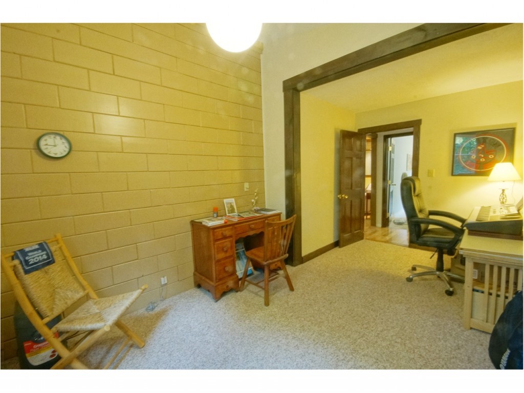 52 Scobie Pond Road Derry, NH 03038 - Photo 23 of 30