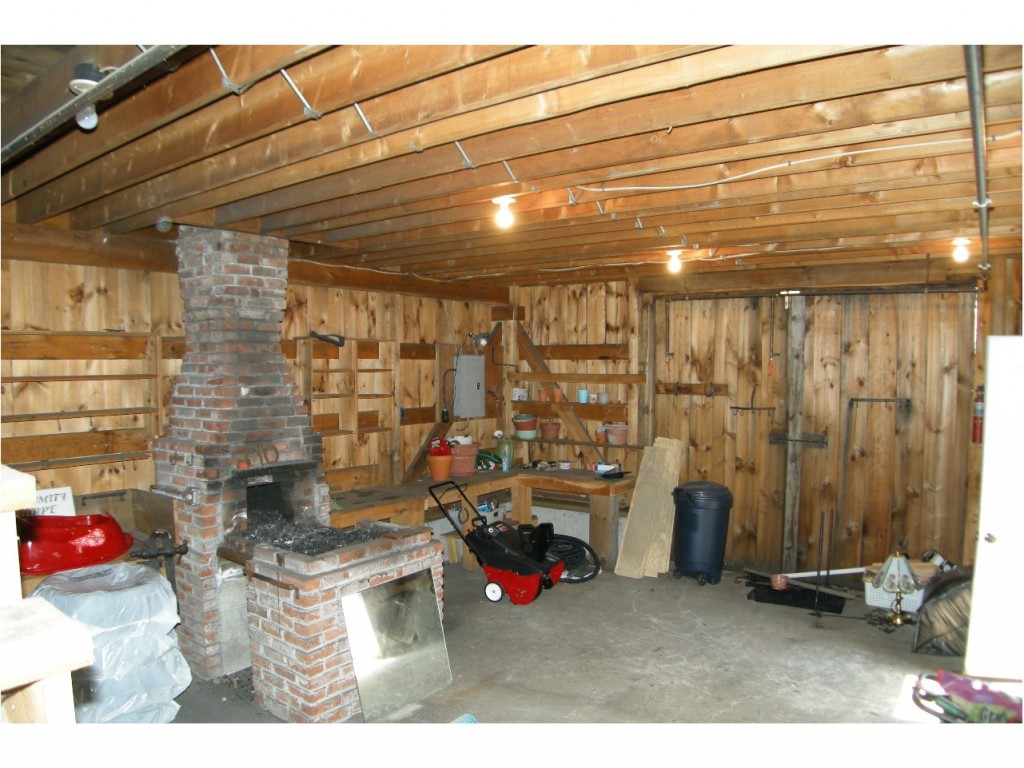 52 Scobie Pond Road Derry, NH 03038 - Photo 29 of 30