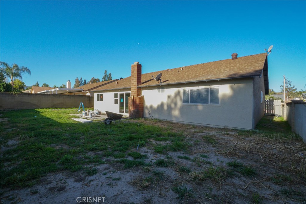 1108 Waltham Road Simi Valley, CA 93065 - Photo 19 of 25 a view of a house with backyard and garden