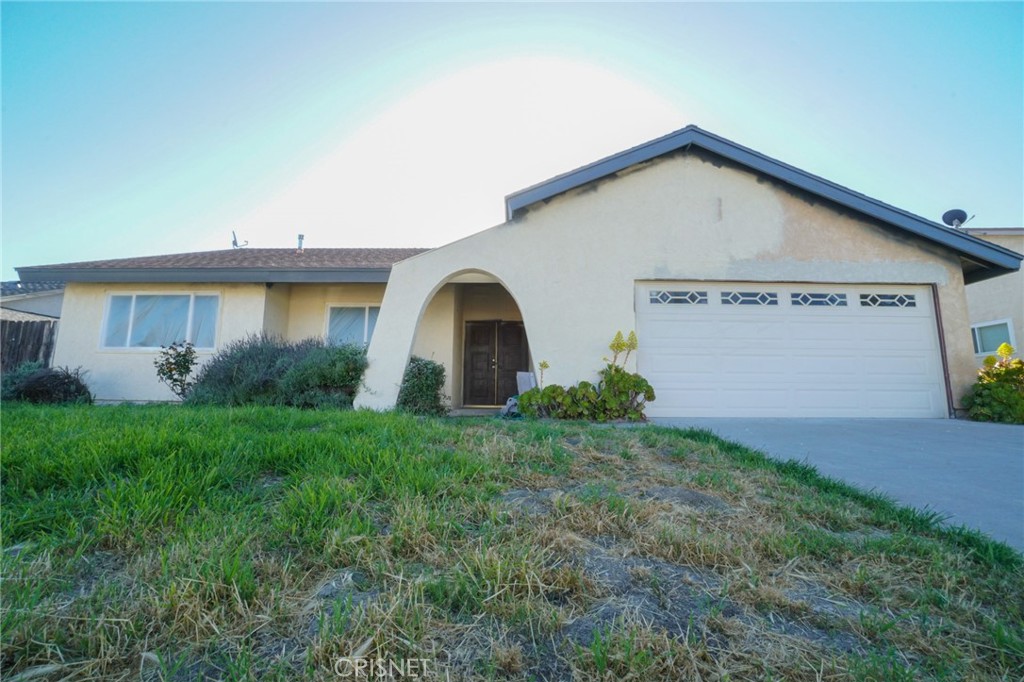 1108 Waltham Road Simi Valley, CA 93065 - Photo 23 of 25 a view of a house with backyard