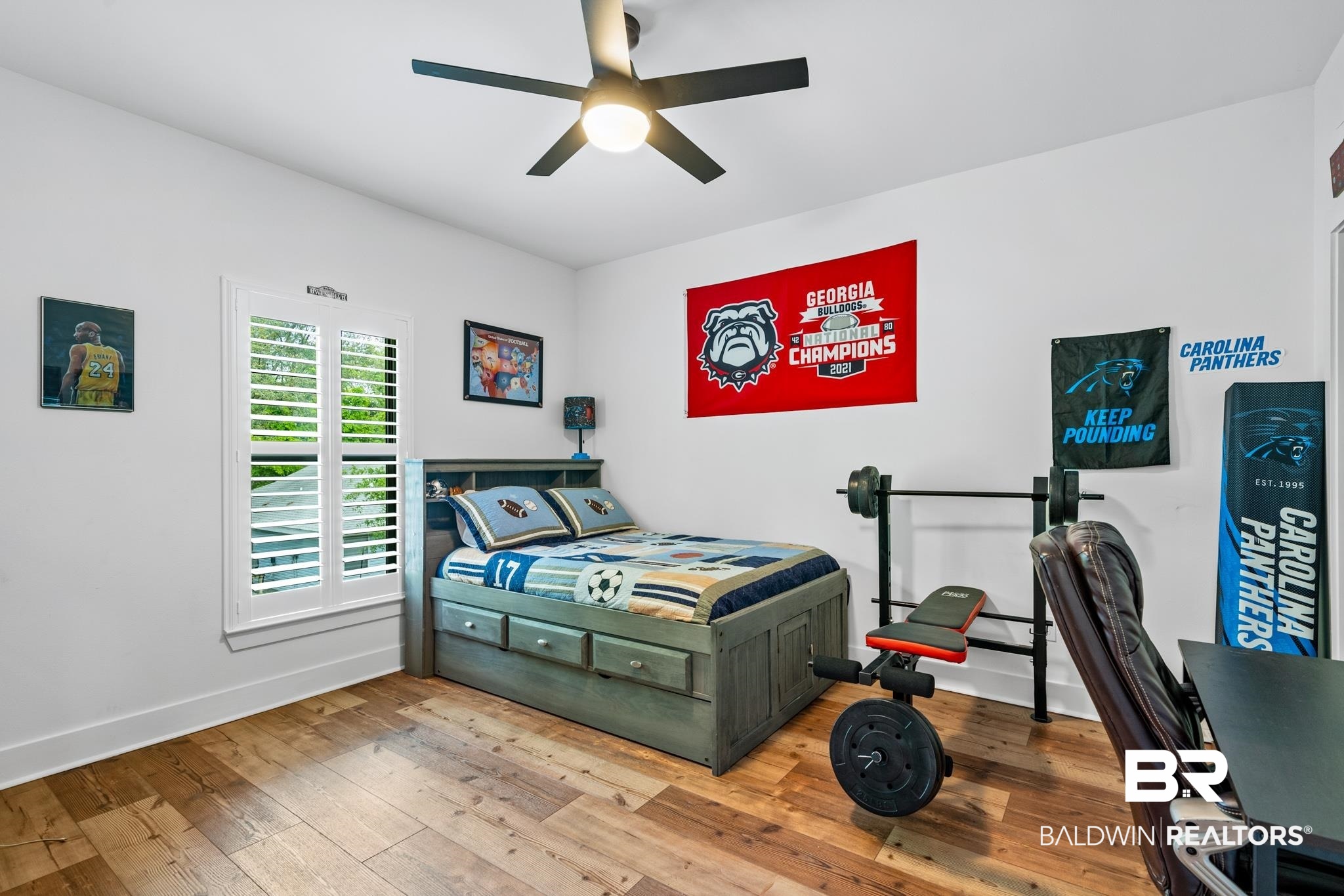 5311 Pine Road Orange Beach, AL 36561 - Photo 14 of 47 Guest room