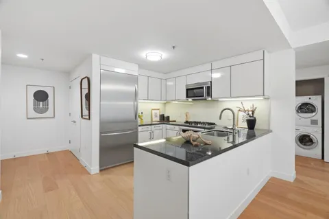 $1,250,000 | 338 Spear Street, Unit 6A, San Francisco, CA 94105