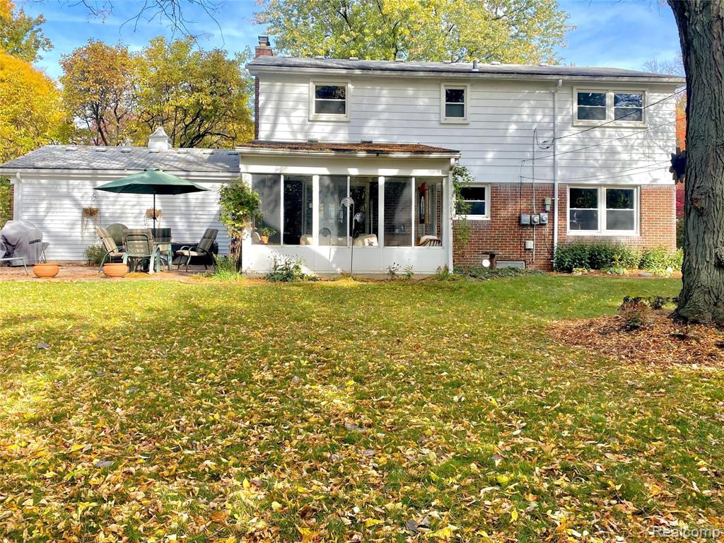 30011 Barwell Road Farmington Hills, MI 48334 - Photo 38 of 47