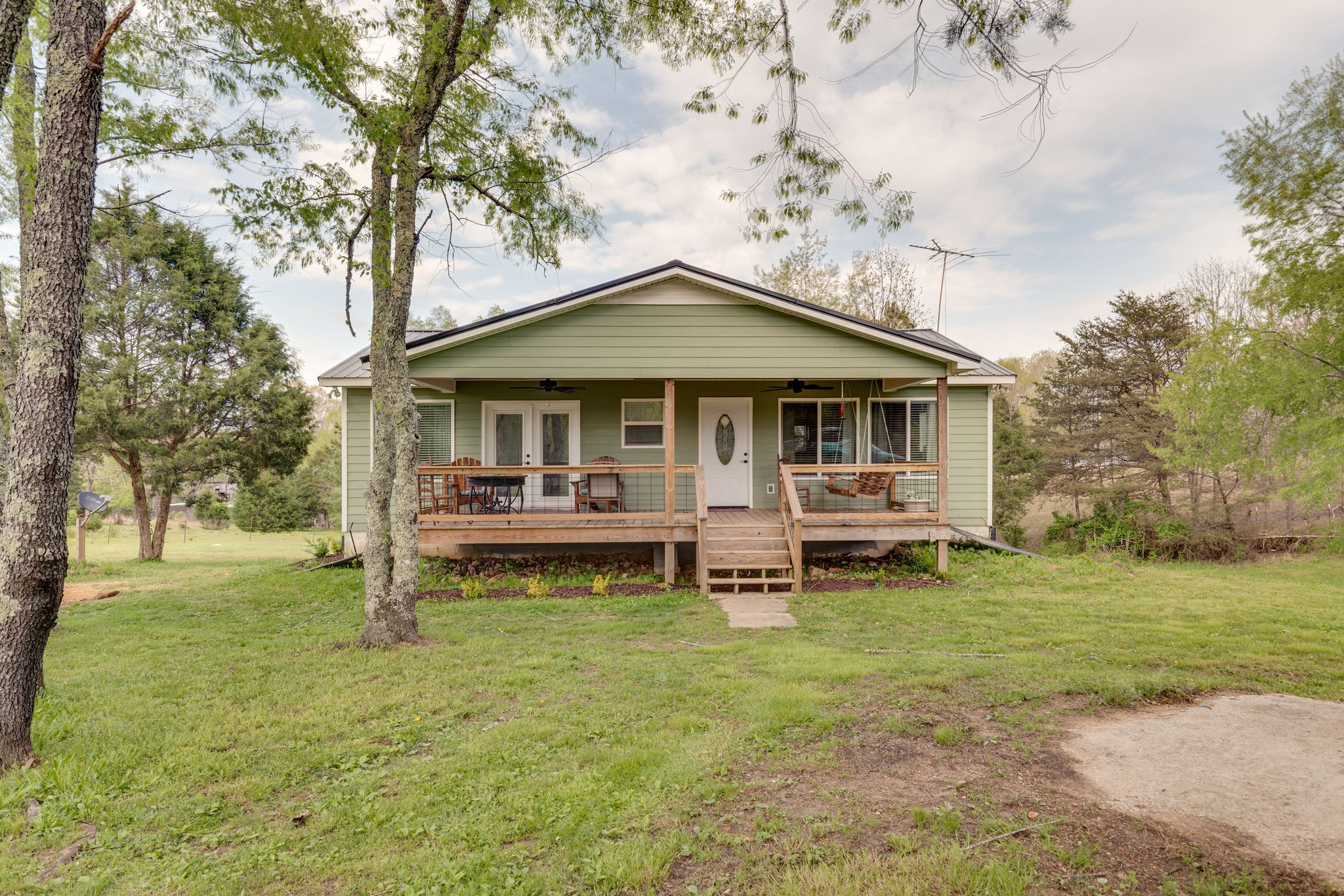 254 Robert Hensley Road Hohenwald, TN 38462 - Photo 2 of 33 Gallery Image 2