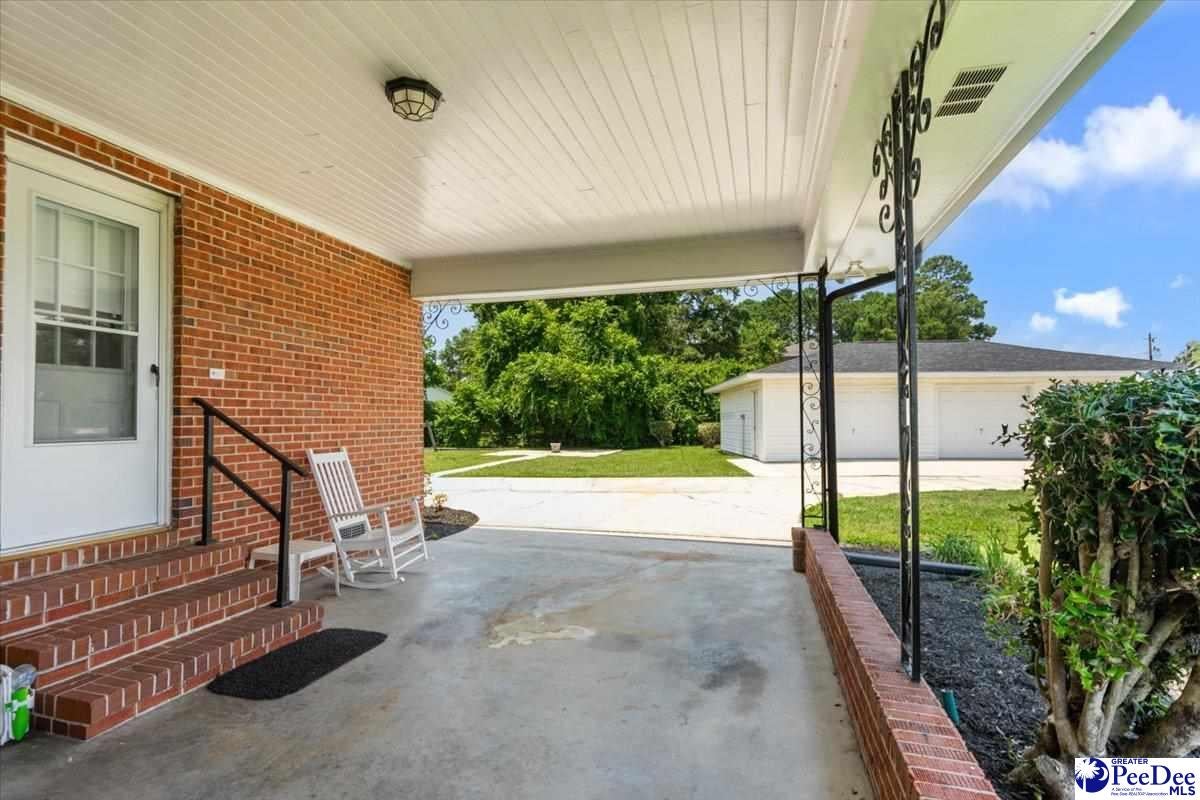 1427 Old Ebenezer Road Florence, SC 29501 - Photo 38 of 50 Gallery Image 38
