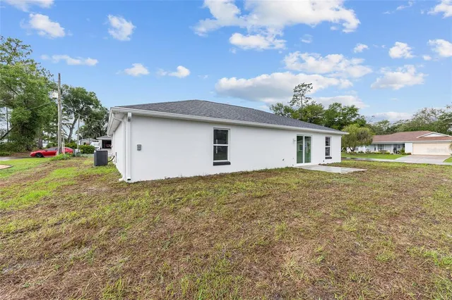 $2,000 | 13019 Northeast 7th Loop, Silver Springs, FL 34488