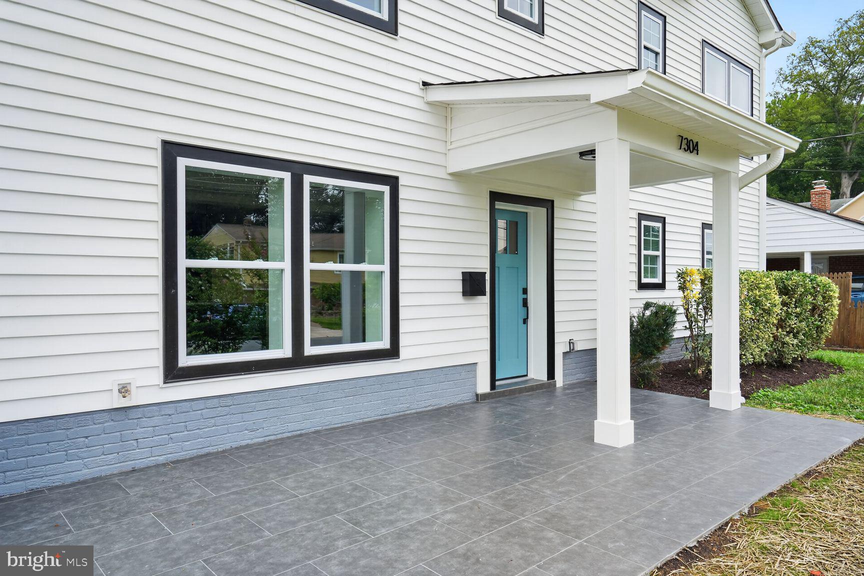 7304 Dickenson Street Springfield, VA 22150 - Photo 45 of 51 Front Entrance