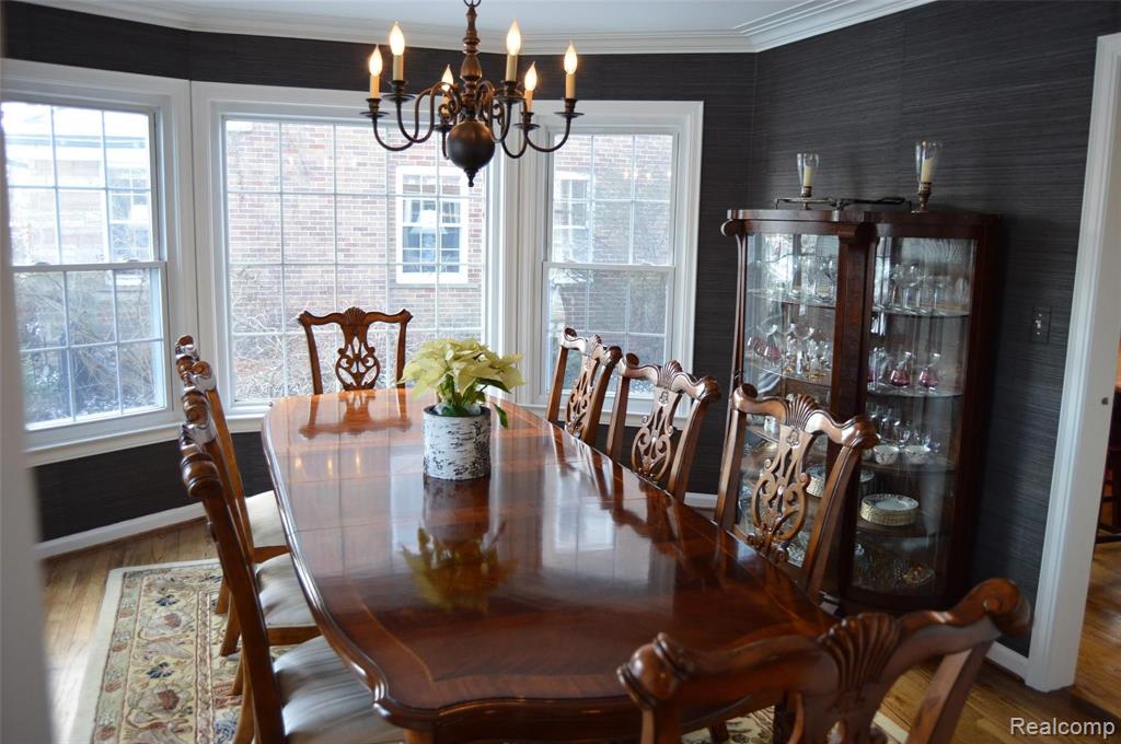 637 Middlesex Road Grosse Pointe Park, MI 48230 - Photo 5 of 44