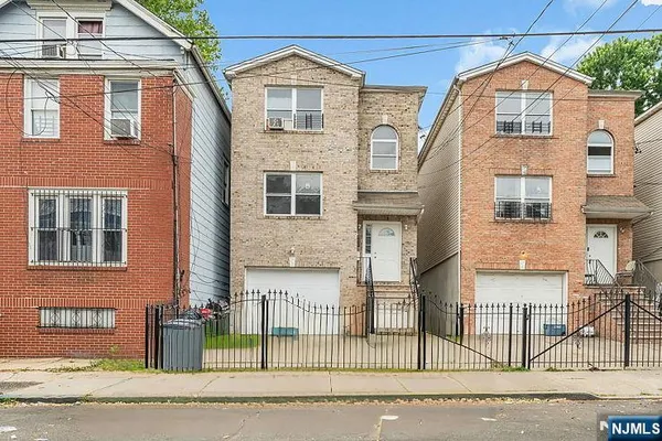 $748,900 | 285 South 6th Street, Newark, NJ 07103