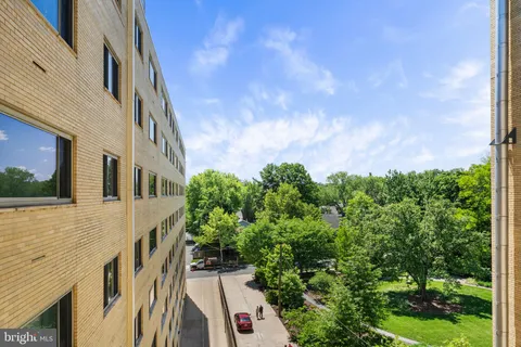 $243,000 | 4600 Connecticut Avenue Northwest, Unit 717, Washington, DC 20008