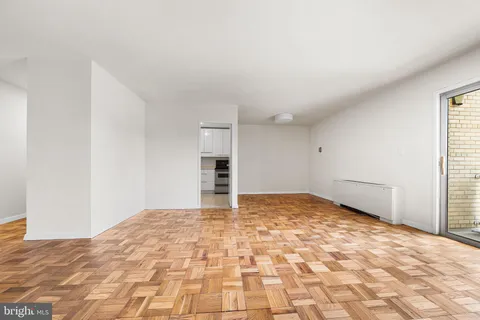 $243,000 | 4600 Connecticut Avenue Northwest, Unit 717, Washington, DC 20008