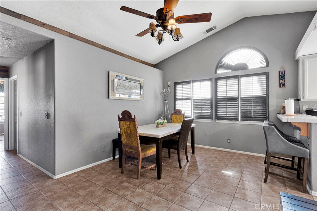 6414 Nielson Road Phelan, CA 92371 - Photo 18 of 74