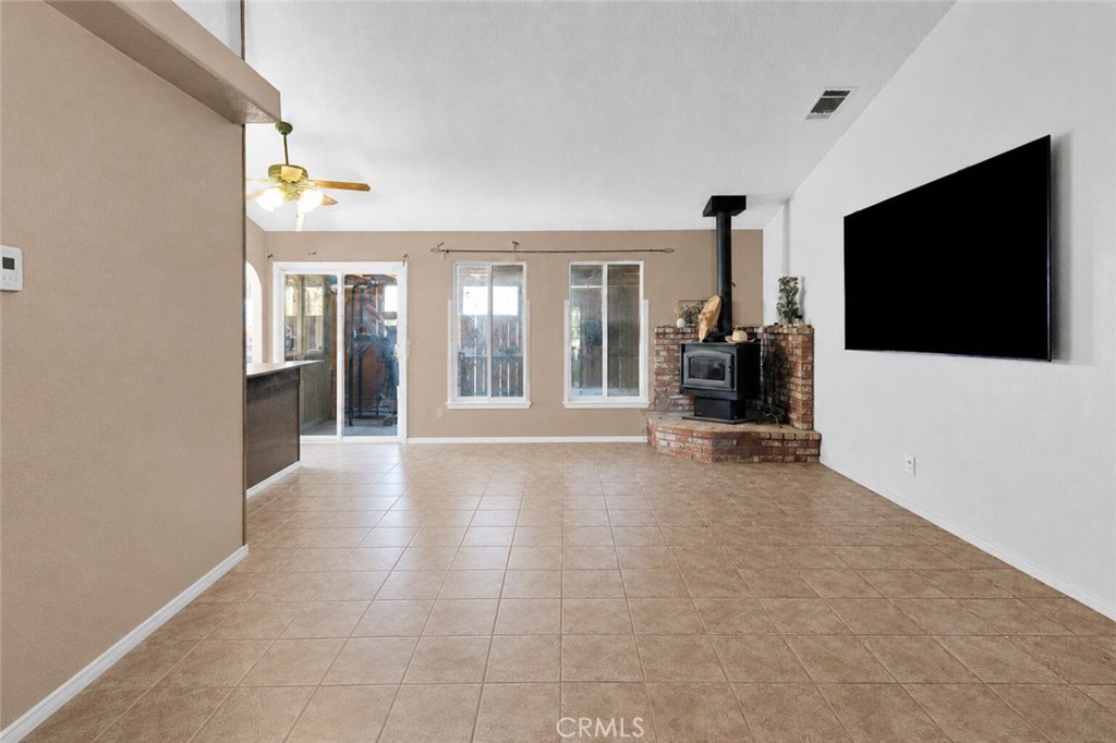 6414 Nielson Road Phelan, CA 92371 - Photo 7 of 74 AI-Altered Version – AI was used to remove clutter and furniture.