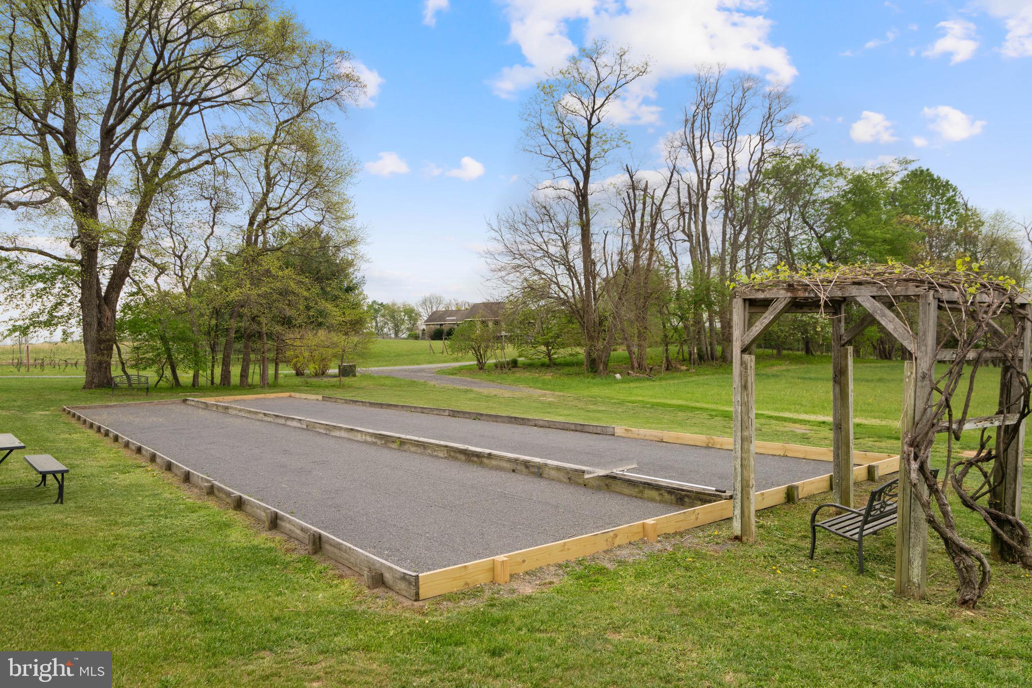 92 School House Road Washington, VA 22747 - Photo 35 of 68 a view of a basketball court