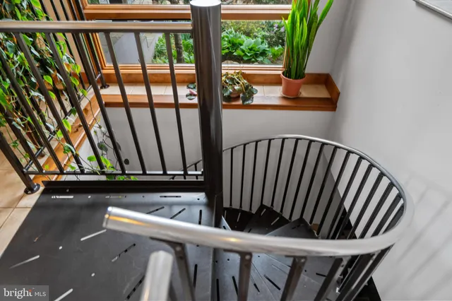 $2,300,000 | 92 School House Road, Washington, VA 22747