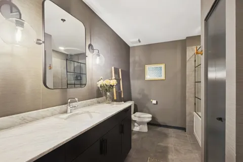 $565,000 | 125 South Green Street, Unit 506A, Chicago, IL 60607