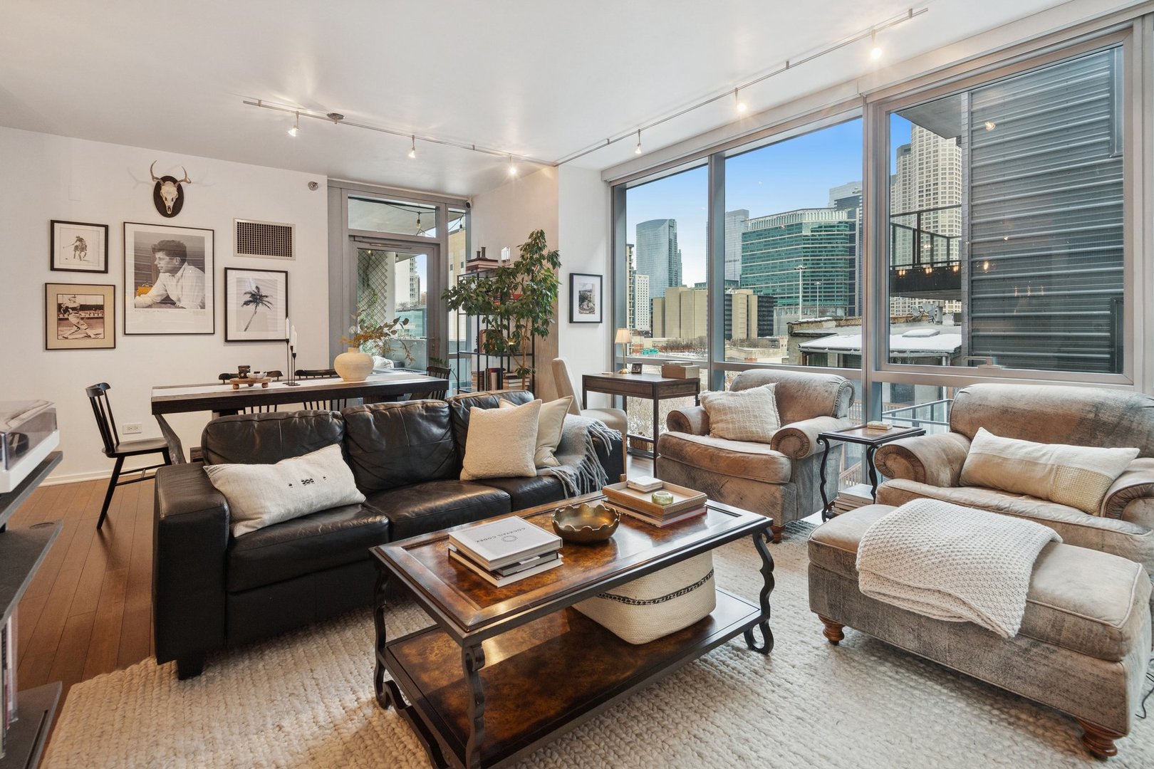 125 South Green Street, Unit 506A Chicago, IL 60607 - Photo 3 of 21