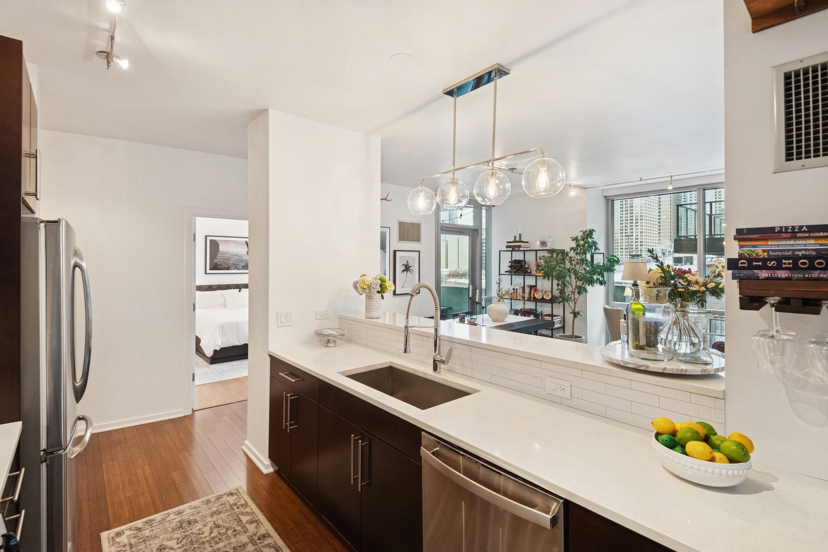 125 South Green Street, Unit 506A Chicago, IL 60607 - Photo 9 of 21