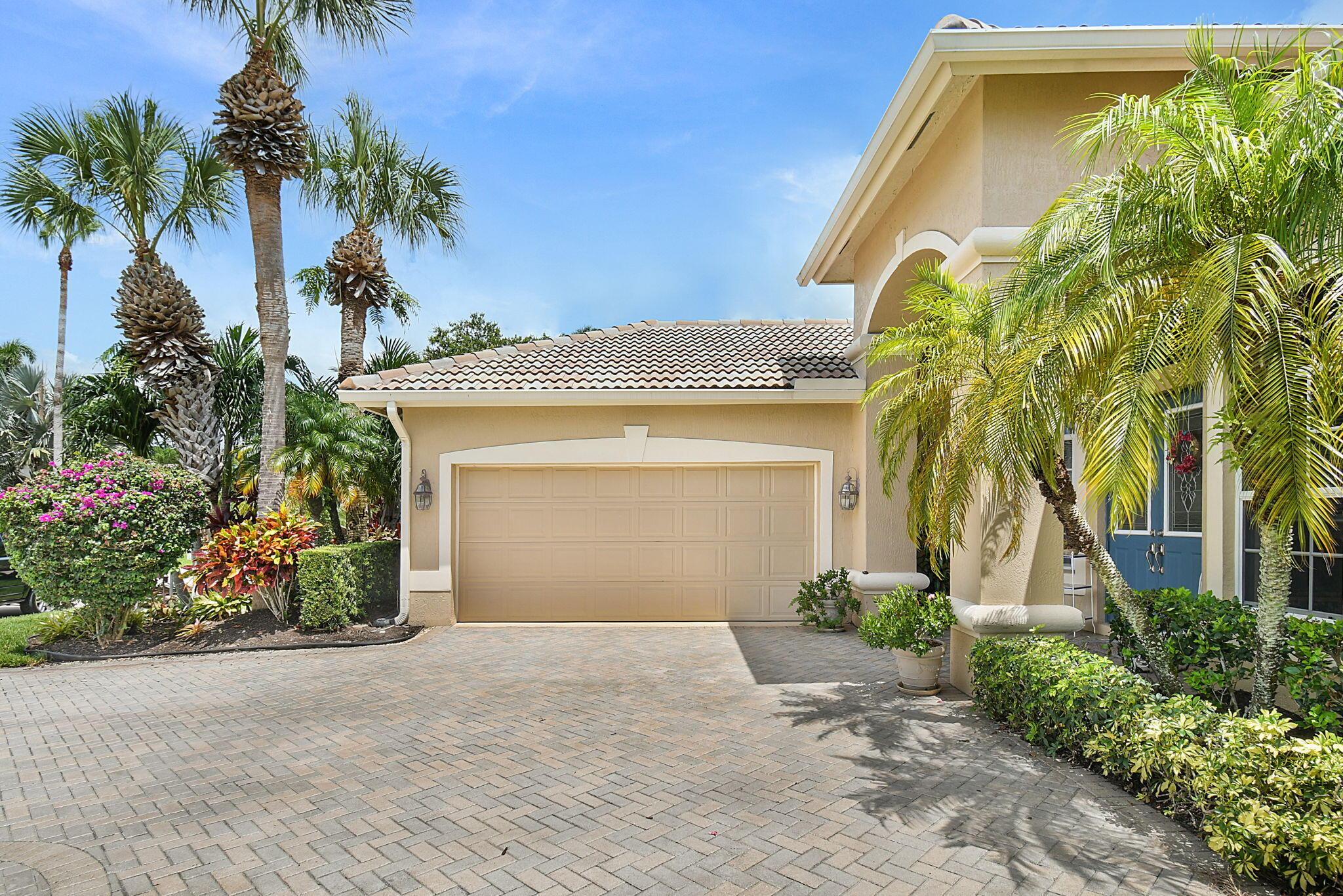 8820 First Tee Road Port St. Lucie, FL 34986 - Photo 14 of 69 Garage