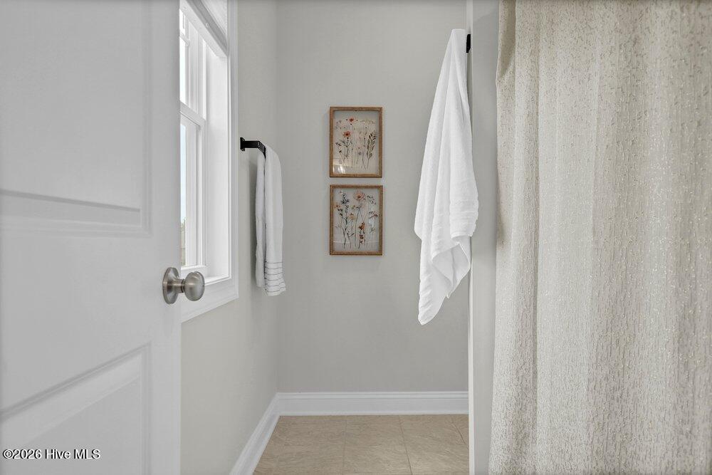 75 Fletcher Lane Hampstead, NC 28443 - Photo 37 of 58 Bathroom