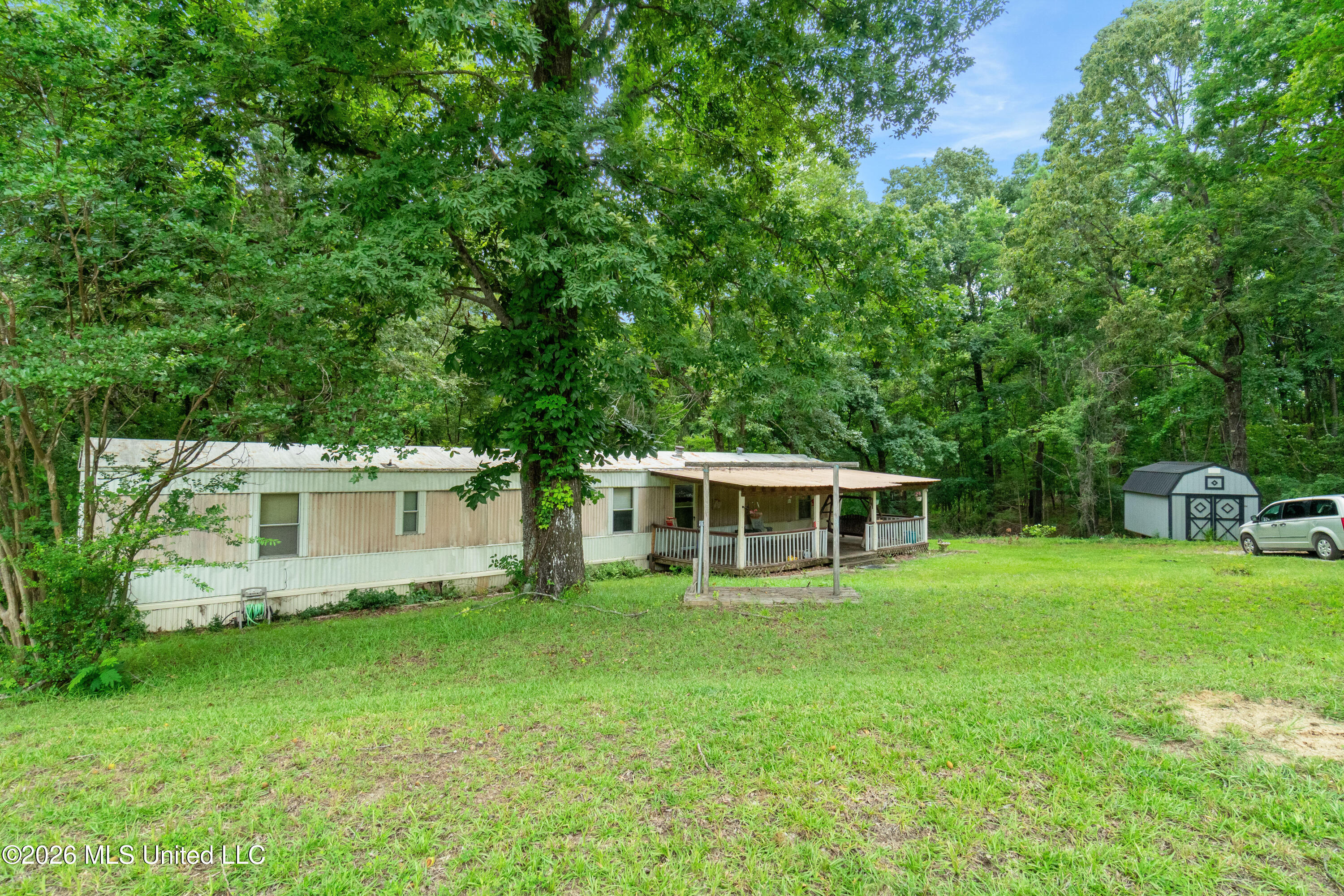 496 Krotzer Road Sardis, MS 38666 - Photo 2 of 11 IMG_5083