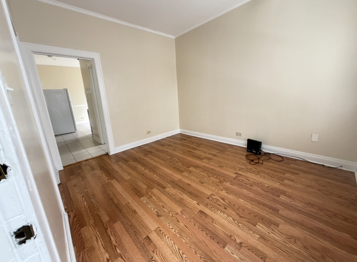8353 South Brandon Avenue, Unit 2F Chicago, IL 60617 - Photo 3 of 11