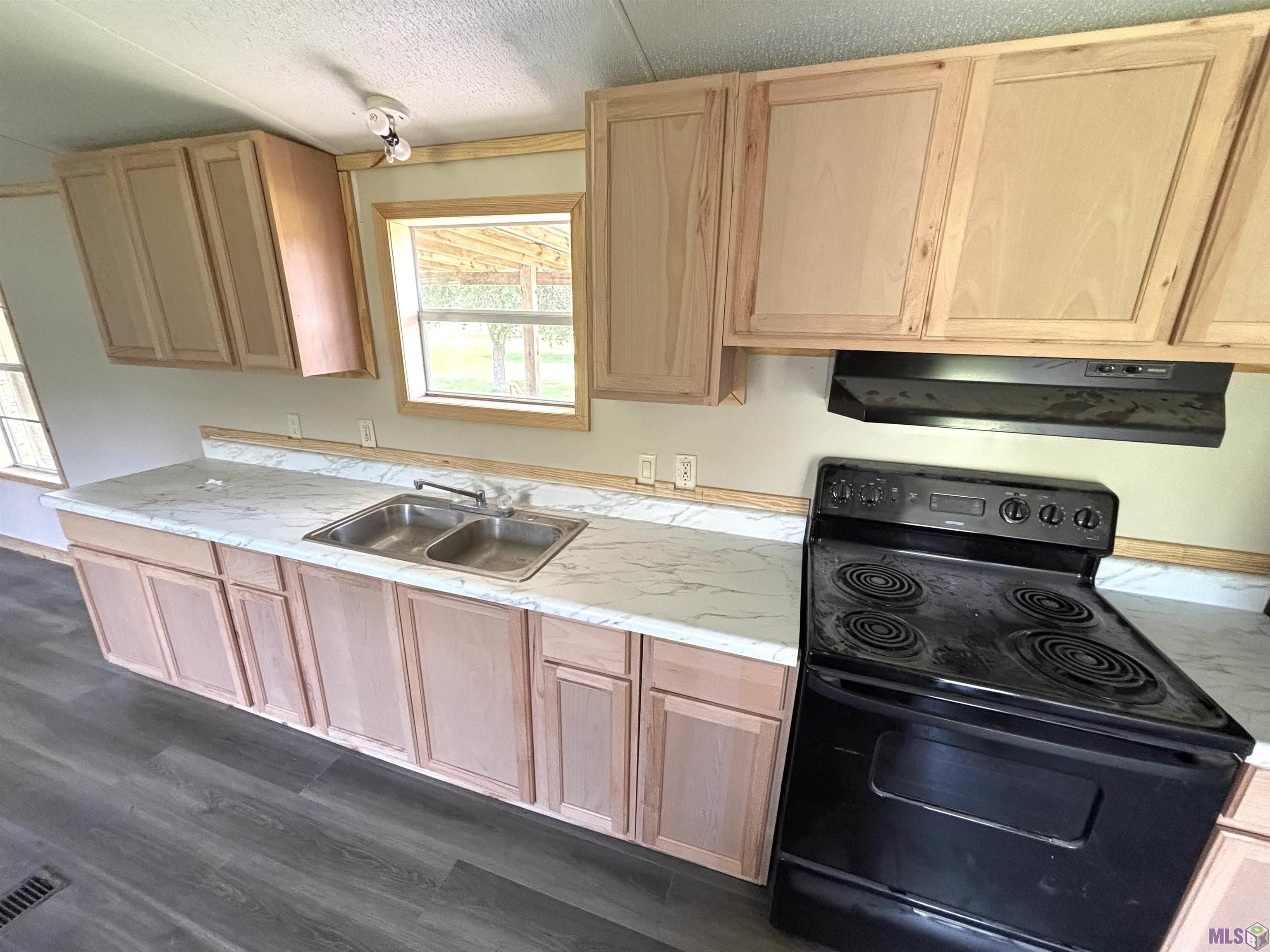 3500 Oakland Road Lakeland, LA 70752 - Photo 3 of 11