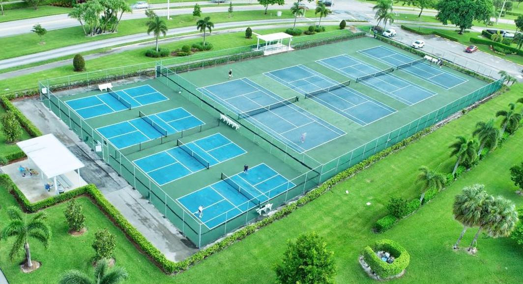 51 Suffolk B, Unit 51 Boca Raton, FL 33434 - Photo 14 of 18 Tennis Courts