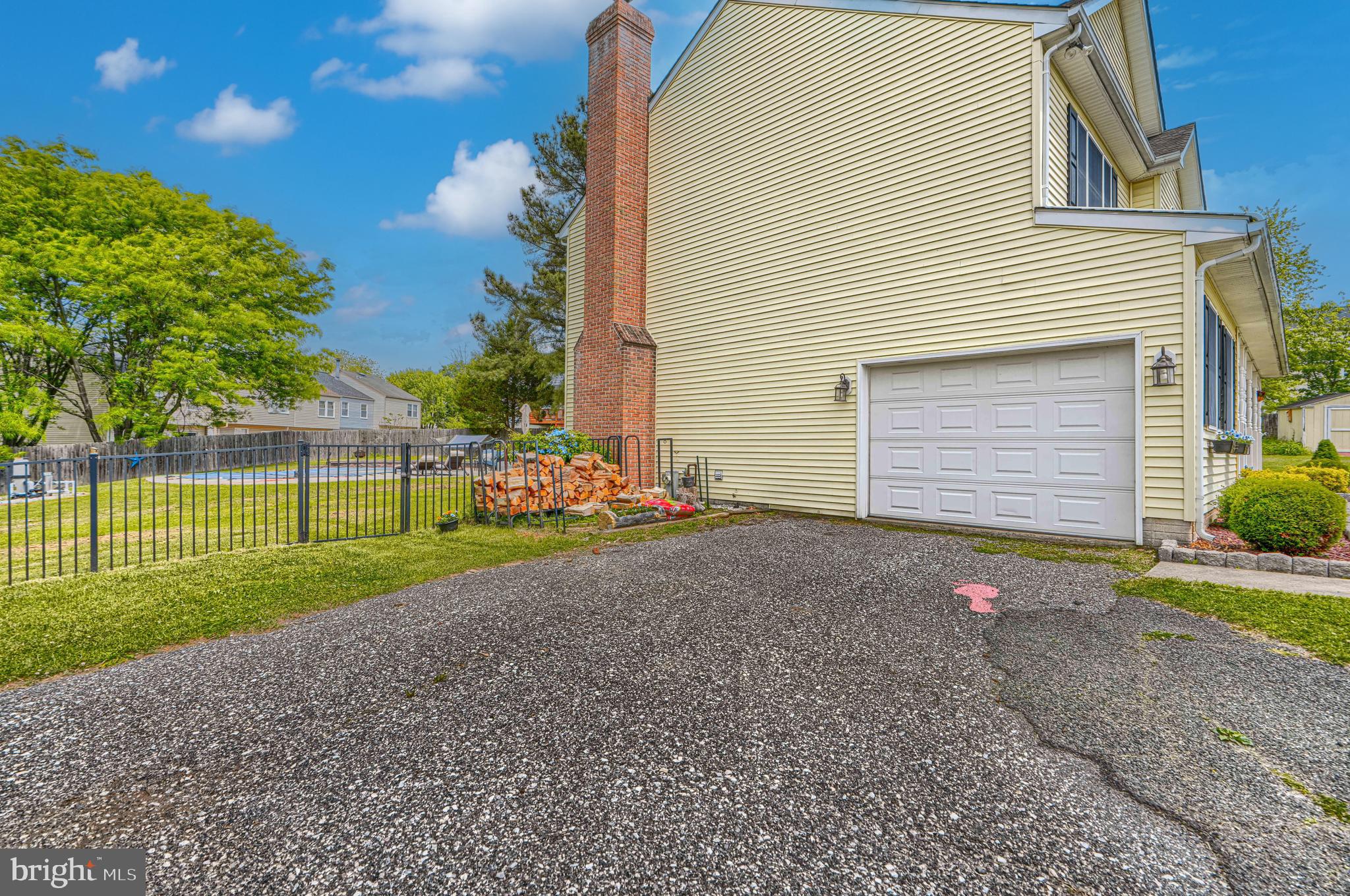 4620 Silver Spring Road Perry Hall, MD 21128 - Photo 54 of 75 Side entrance garage