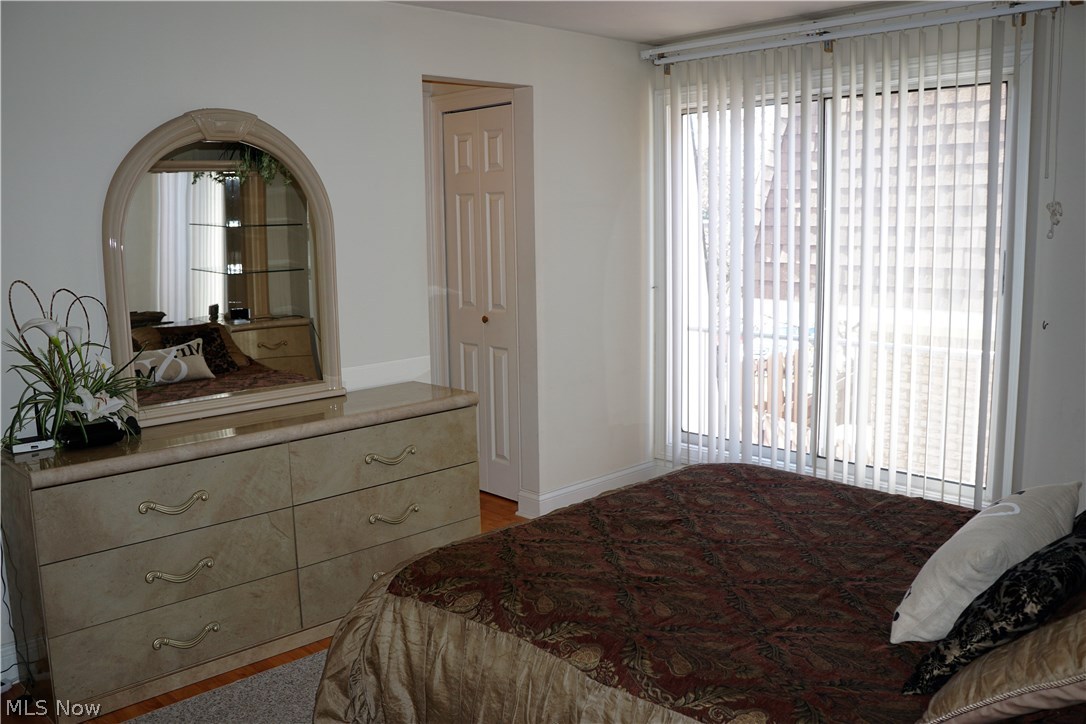 6472 State Road, Unit J15 Parma, OH 44134 - Photo 17 of 25