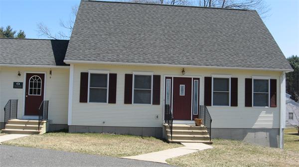 595 Cooley Street Springfield, MA 01128 - Photo 1 of 20 Gallery Image 1