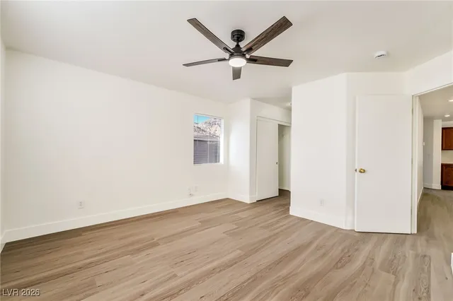 $2,000 | 10226 Wolf Pack Lane, Las Vegas, NV 89178