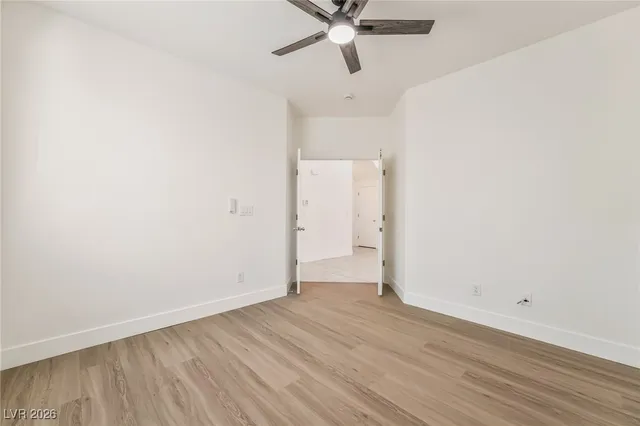 $2,000 | 10226 Wolf Pack Lane, Las Vegas, NV 89178