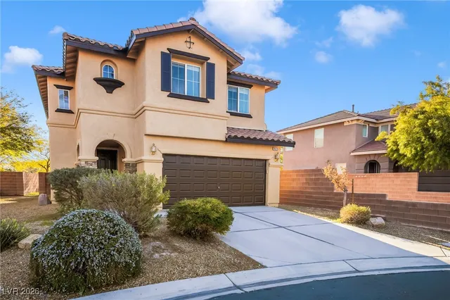 $2,000 | 10226 Wolf Pack Lane, Las Vegas, NV 89178