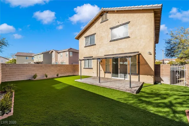 $2,000 | 10226 Wolf Pack Lane, Las Vegas, NV 89178