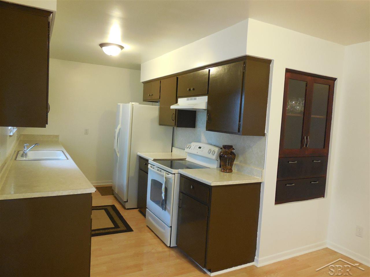2575 Ranier Saginaw, MI 48603 - Photo 6 of 43